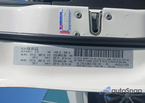 2019 Jeep Cherokee Overland 4X4 из США, поврежденный, VIN 1C4PJMJN8KD117253